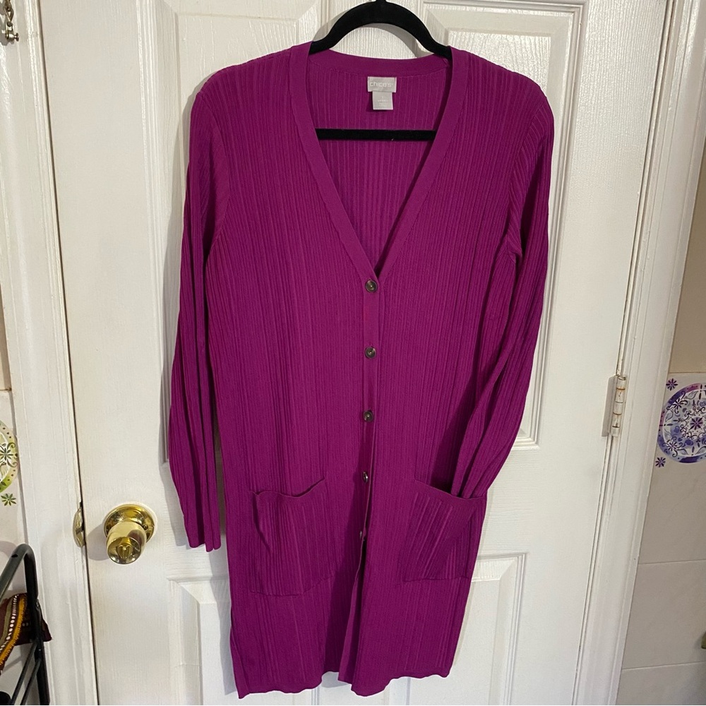 Chicos-M-Plum Purple Long Line Button Accordion Ribbed V-Neck Cardigan Pockets